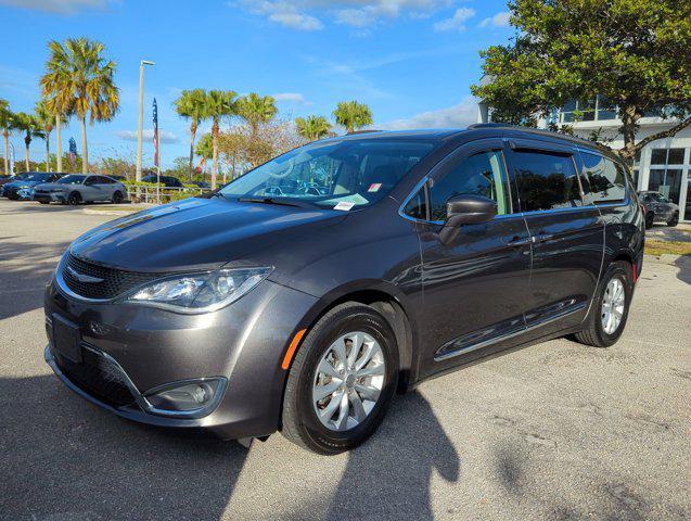 used 2017 Chrysler Pacifica car, priced at $10,998