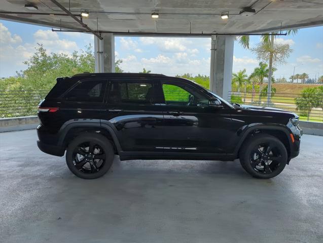 new 2024 Jeep Grand Cherokee car, priced at $40,896