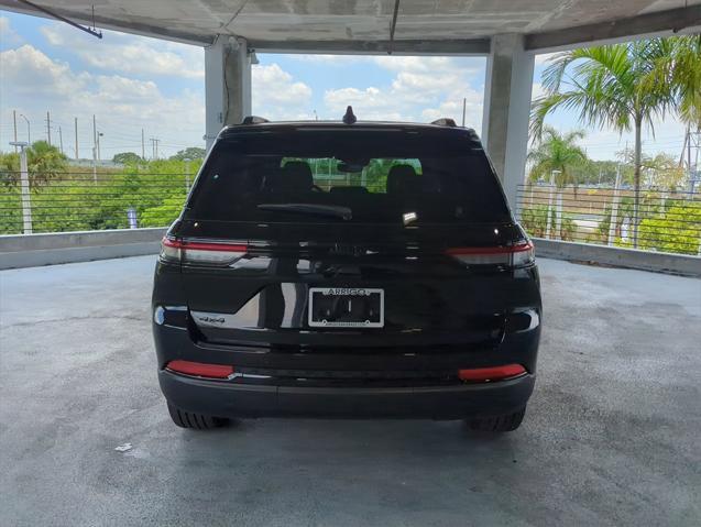 new 2024 Jeep Grand Cherokee car, priced at $40,896