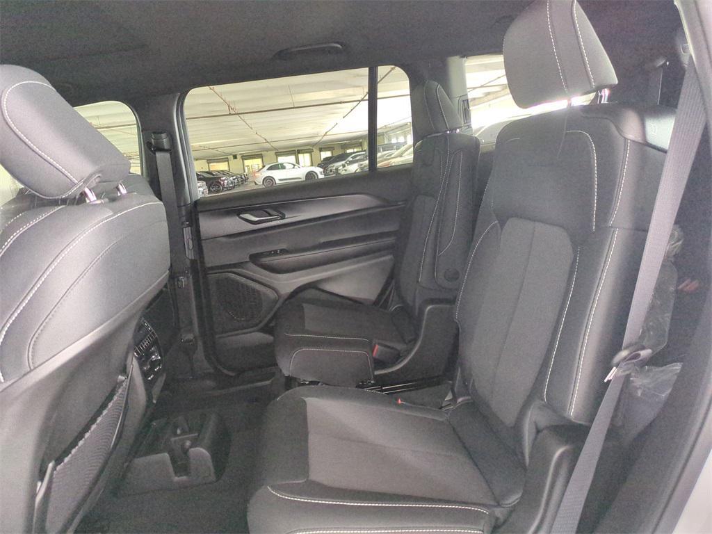 new 2025 Jeep Grand Cherokee L car, priced at $34,877