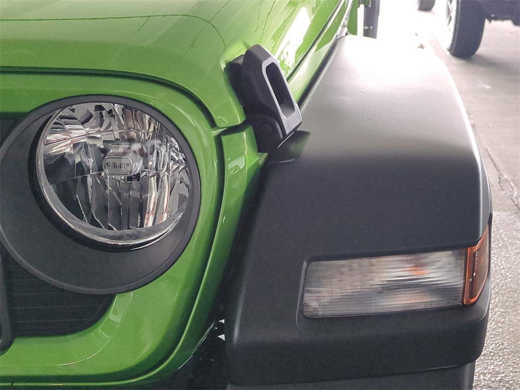 new 2025 Jeep Wrangler car, priced at $39,937