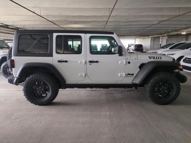 new 2025 Jeep Wrangler car, priced at $46,442