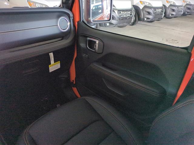 new 2025 Jeep Gladiator car, priced at $47,222