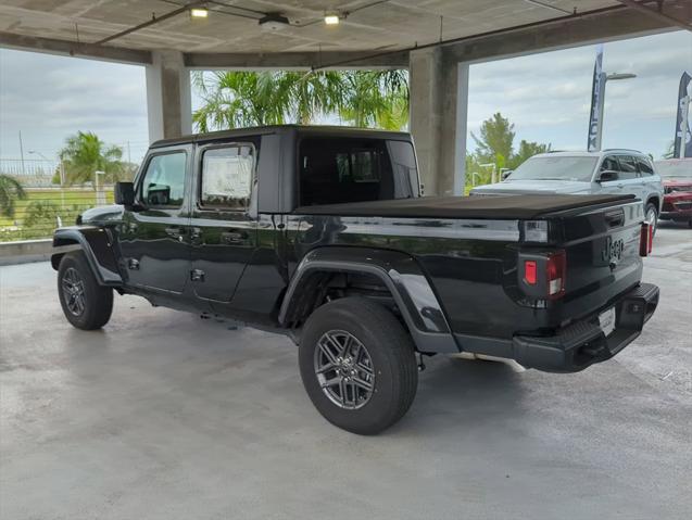 new 2024 Jeep Gladiator car, priced at $45,445