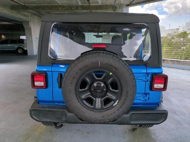 new 2025 Jeep Wrangler car, priced at $30,054