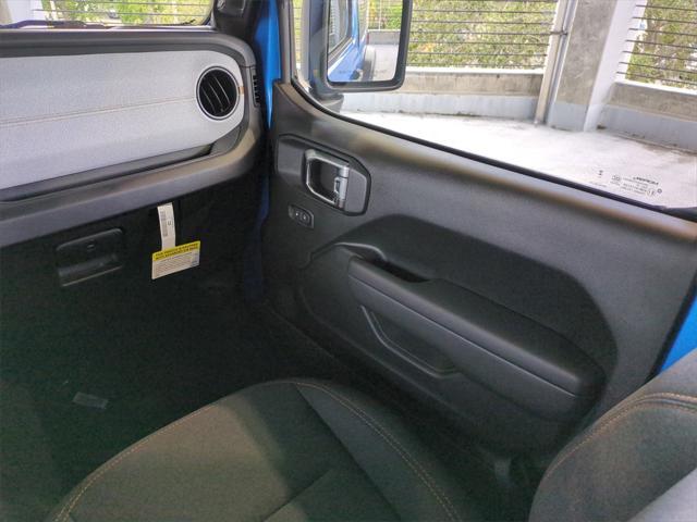 new 2025 Jeep Wrangler car, priced at $30,054