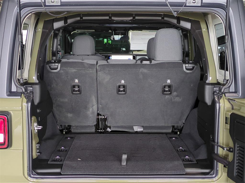 new 2025 Jeep Wrangler car, priced at $41,657