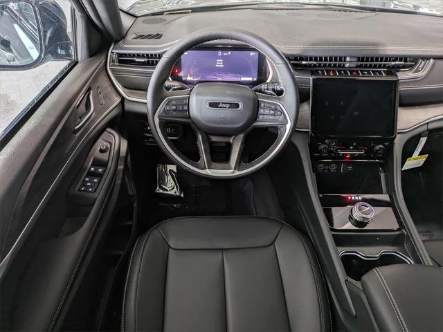 new 2025 Jeep Grand Cherokee car, priced at $40,976