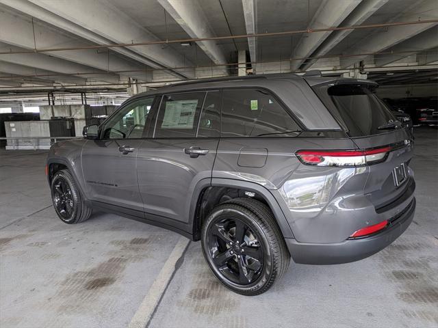 new 2025 Jeep Grand Cherokee car, priced at $40,976