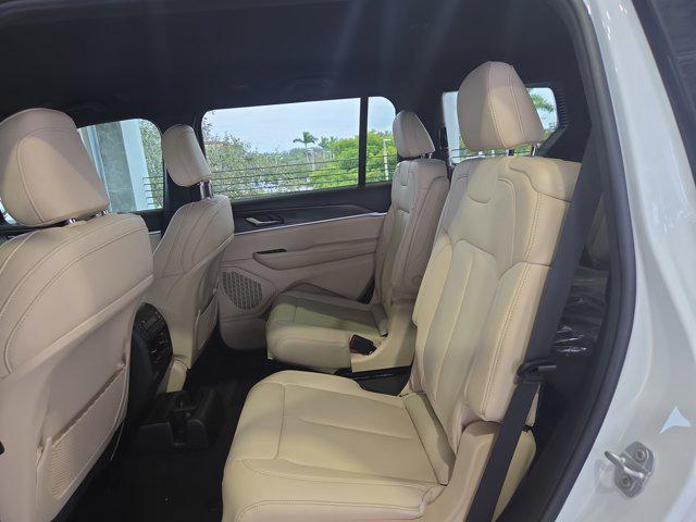 new 2025 Jeep Grand Cherokee L car, priced at $38,648