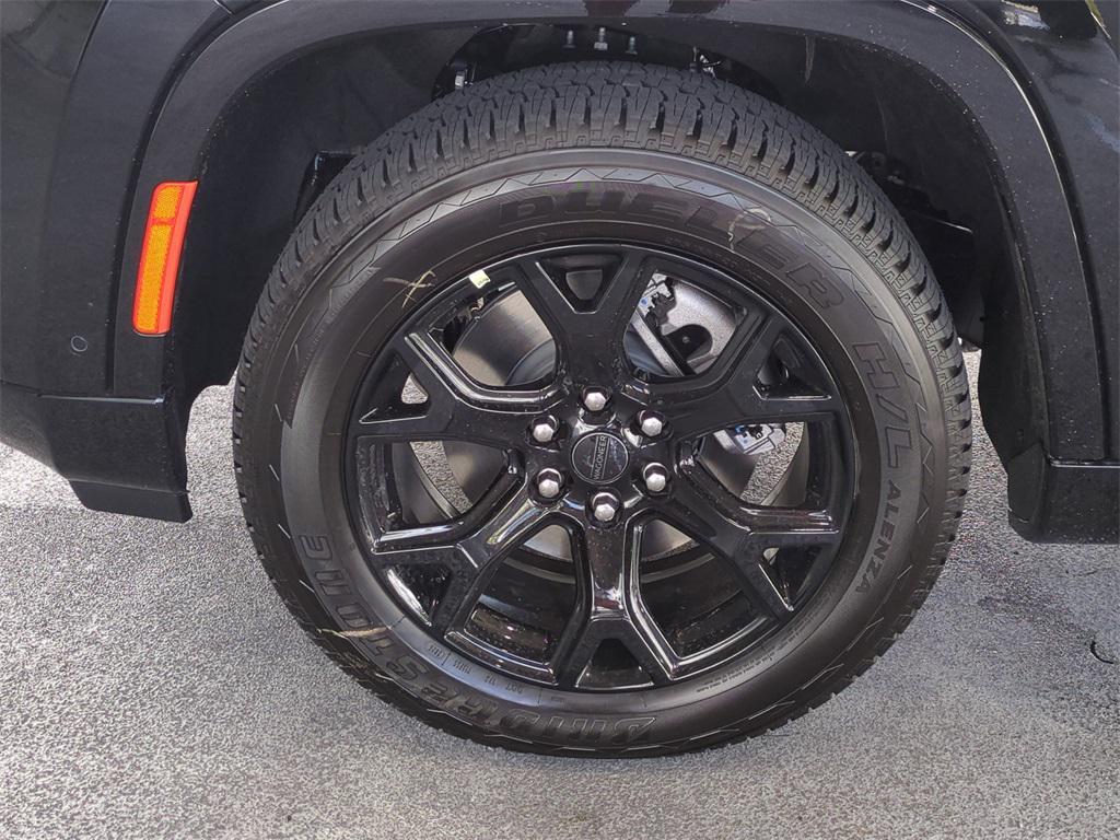 new 2025 Jeep Wagoneer L car, priced at $68,423