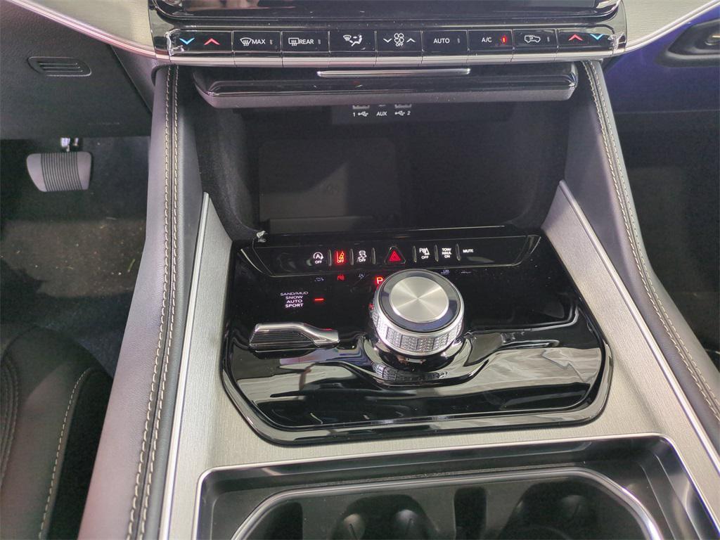 new 2025 Jeep Wagoneer L car, priced at $68,423