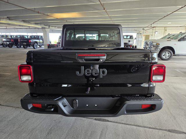 new 2025 Jeep Gladiator car, priced at $35,050