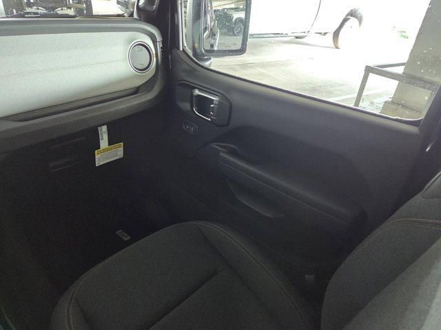 new 2025 Jeep Gladiator car, priced at $35,050