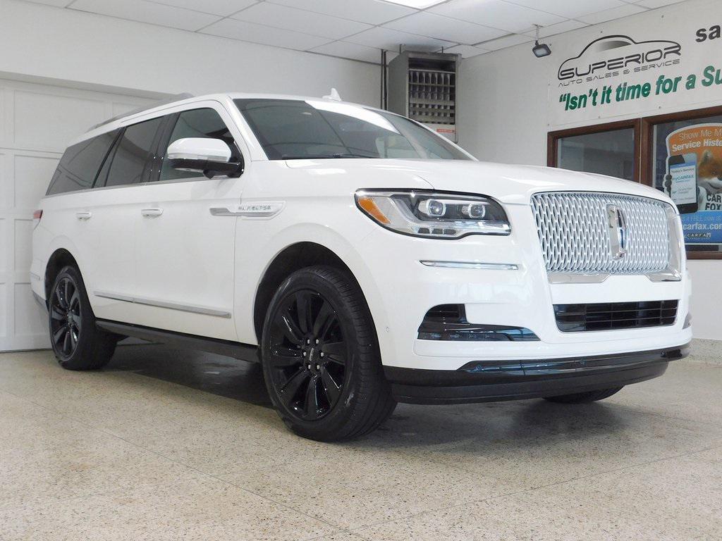 used 2024 Lincoln Navigator car, priced at $74,999