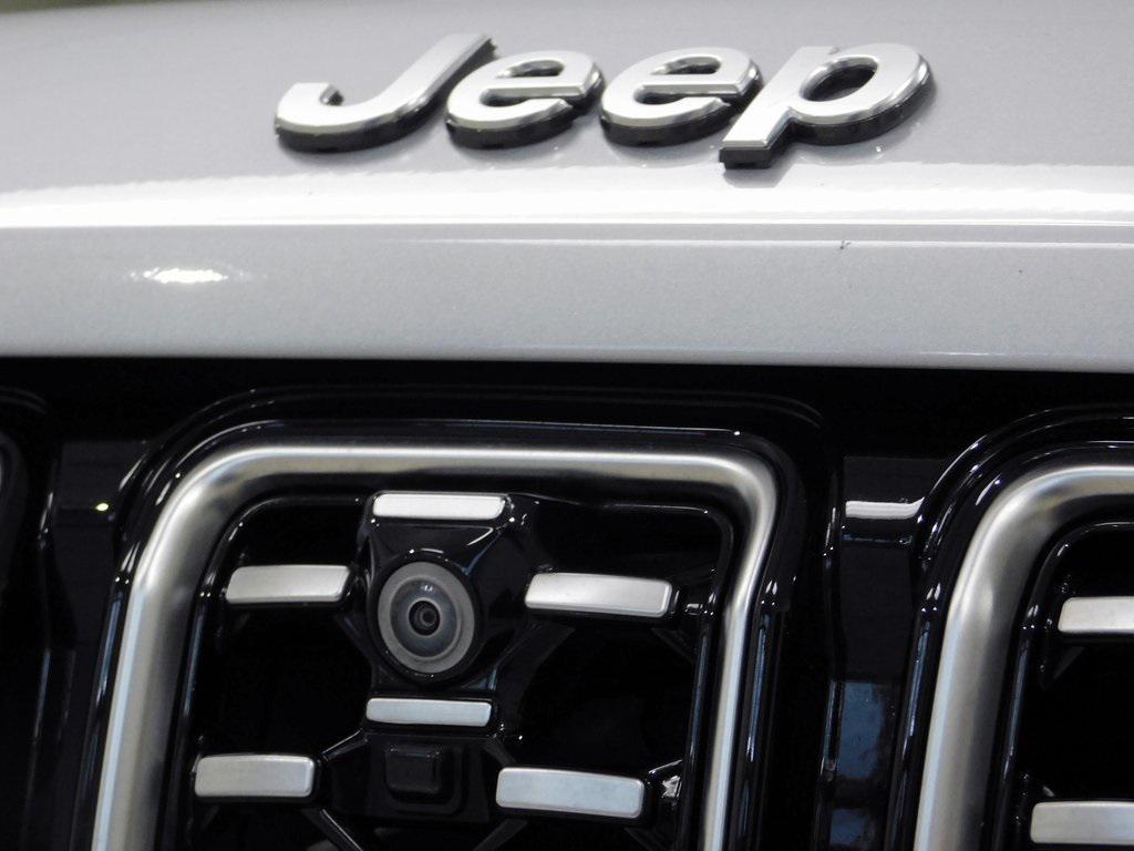 used 2022 Jeep Grand Cherokee car, priced at $48,921