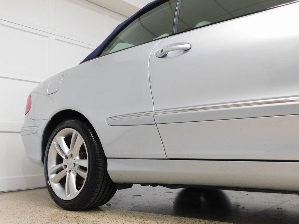 used 2007 Mercedes-Benz CLK-Class car, priced at $15,999