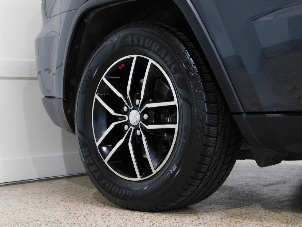 used 2018 Jeep Grand Cherokee car, priced at $24,962