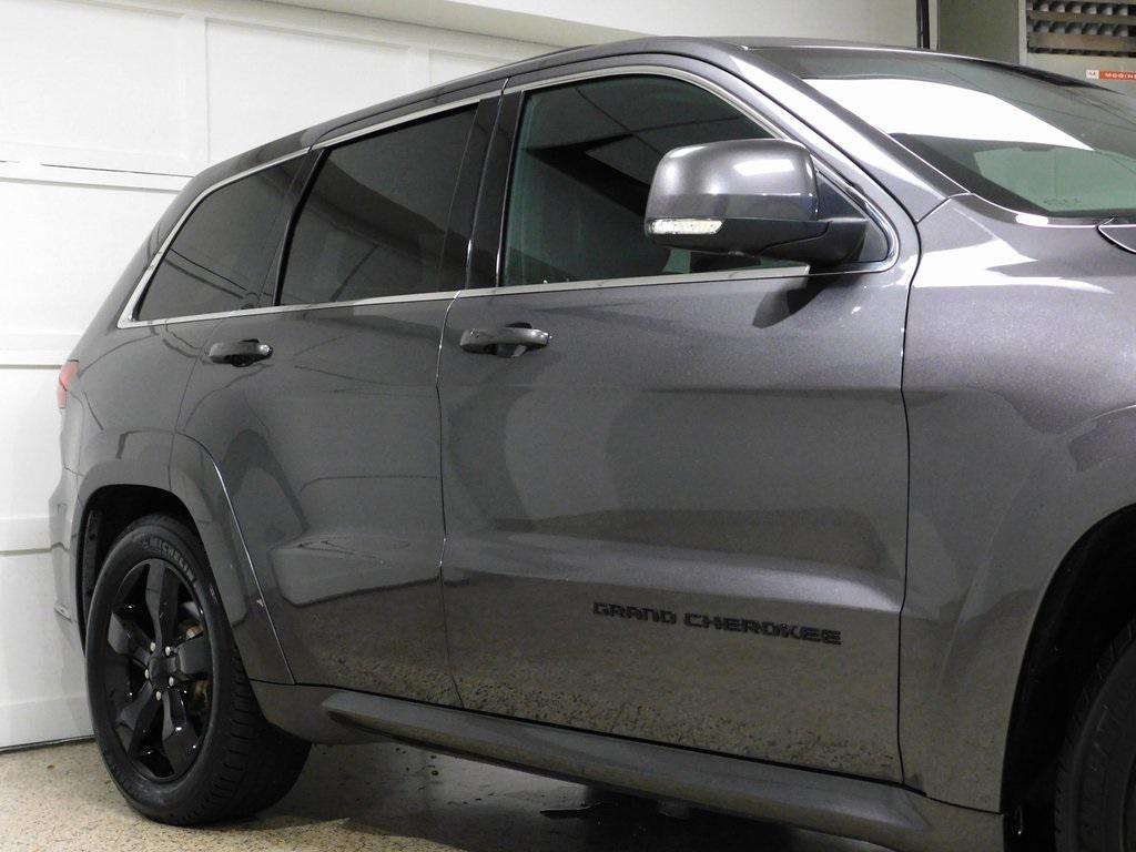 used 2016 Jeep Grand Cherokee car, priced at $18,984