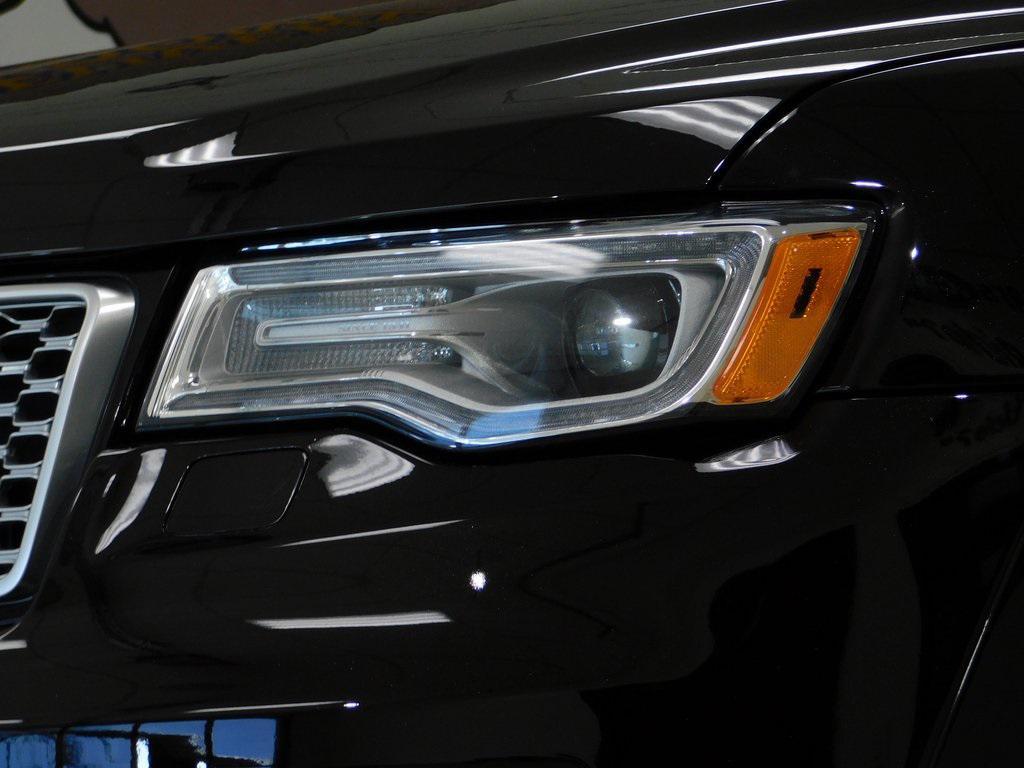 used 2018 Jeep Grand Cherokee car, priced at $23,299