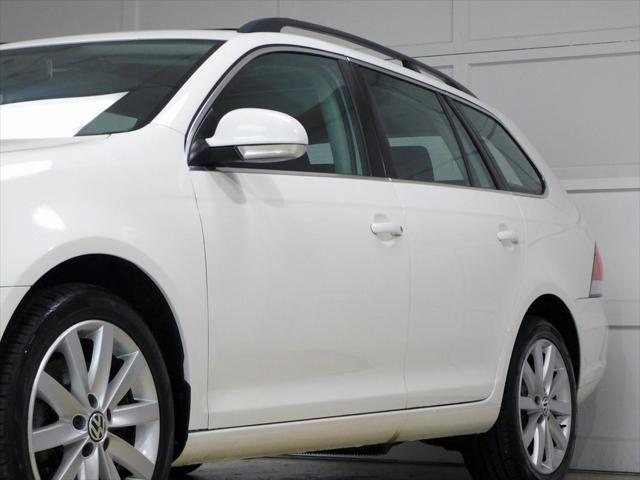 used 2012 Volkswagen Jetta SportWagen car, priced at $15,599