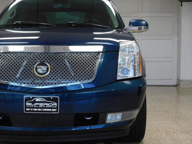 used 2007 Cadillac Escalade EXT car, priced at $14,927