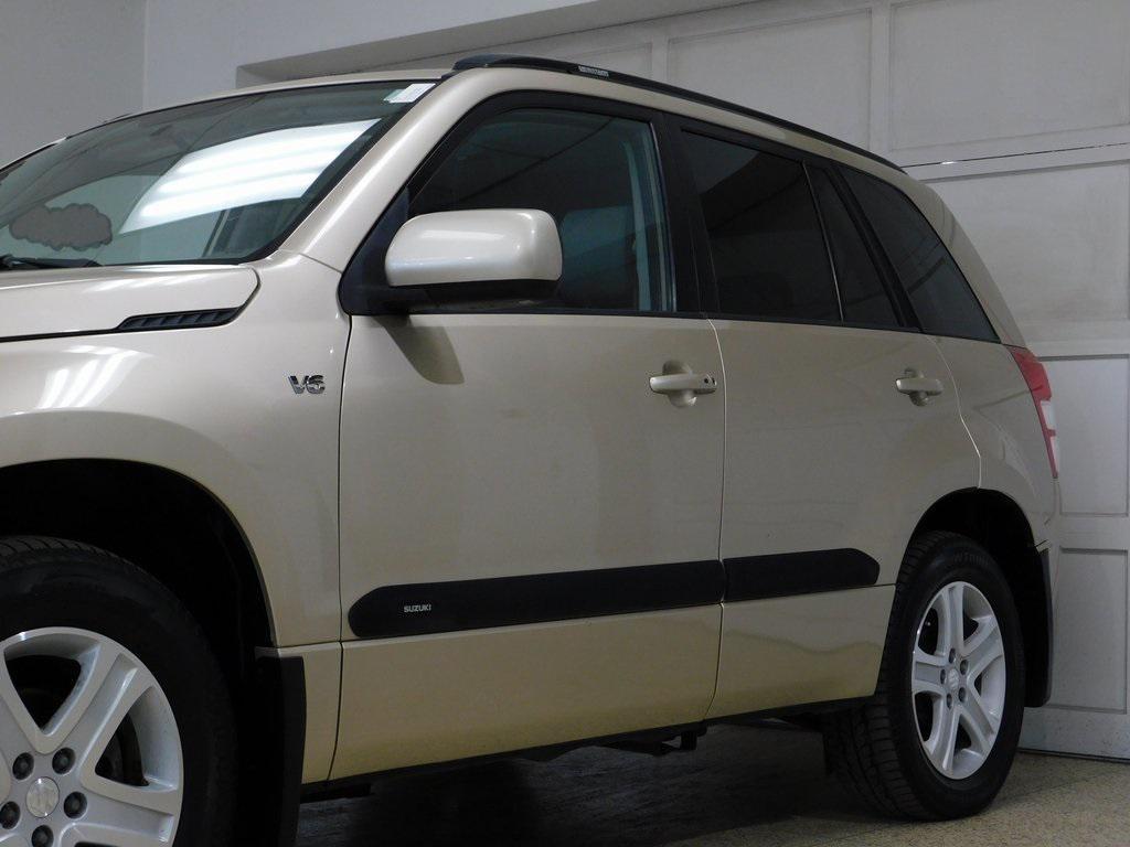 used 2007 Suzuki Grand Vitara car, priced at $8,999