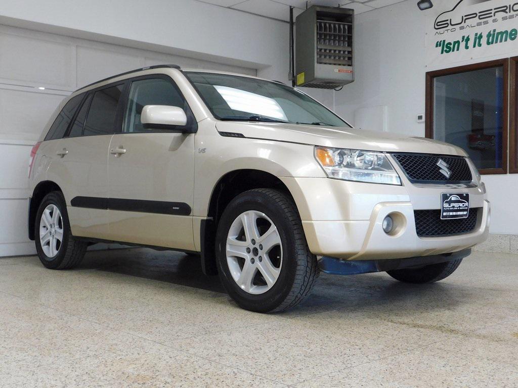 used 2007 Suzuki Grand Vitara car, priced at $8,999