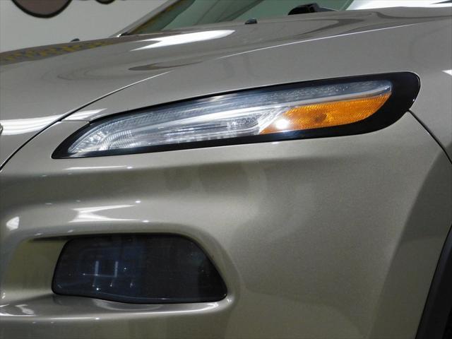 used 2017 Jeep Cherokee car, priced at $15,989