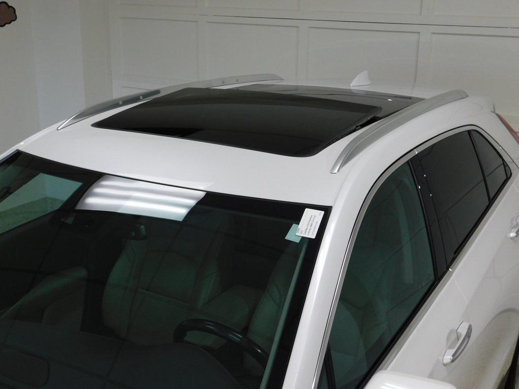 used 2021 Cadillac XT4 car, priced at $29,920