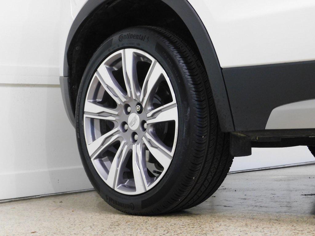 used 2021 Cadillac XT4 car, priced at $29,920