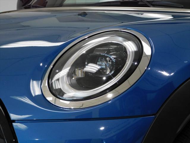 used 2022 MINI Hardtop car, priced at $23,999