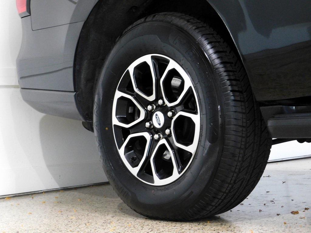 used 2024 Ford Expedition car, priced at $45,955
