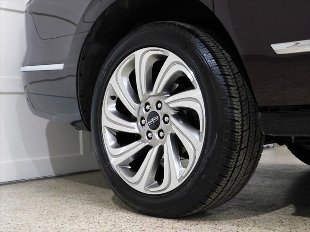 used 2024 Lincoln Navigator car, priced at $85,997