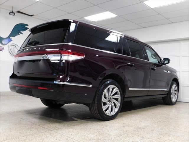used 2024 Lincoln Navigator car, priced at $85,997