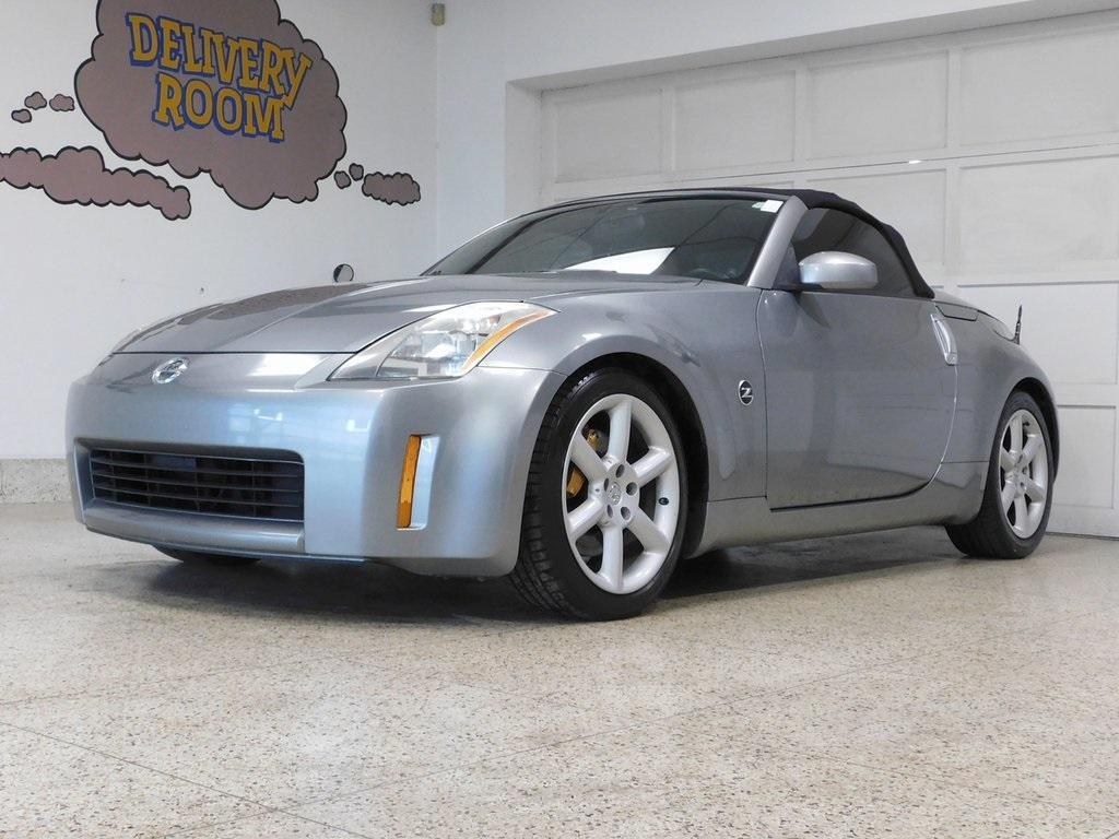 used 2005 Nissan 350Z car, priced at $13,999