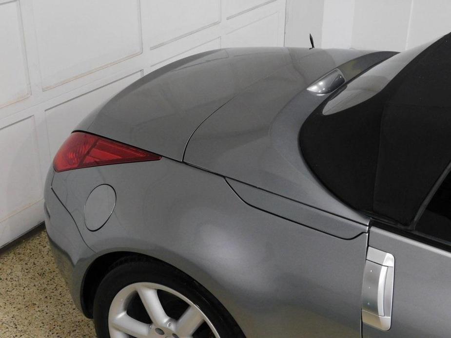 used 2005 Nissan 350Z car, priced at $13,999