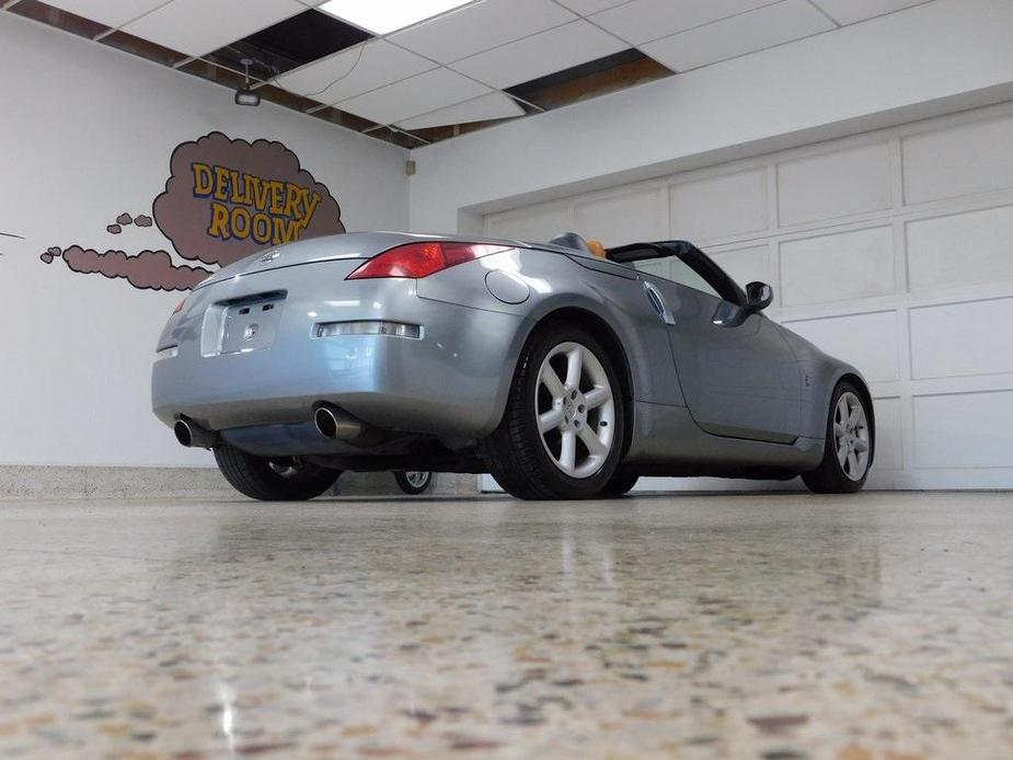 used 2005 Nissan 350Z car, priced at $13,999