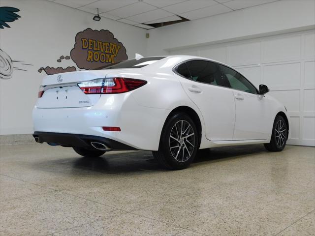 used 2016 Lexus ES 350 car, priced at $25,927