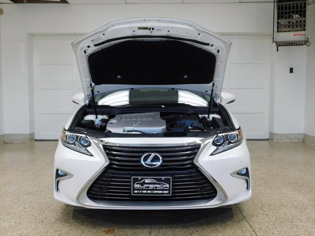 used 2016 Lexus ES 350 car, priced at $25,927