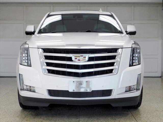 used 2020 Cadillac Escalade car, priced at $40,999