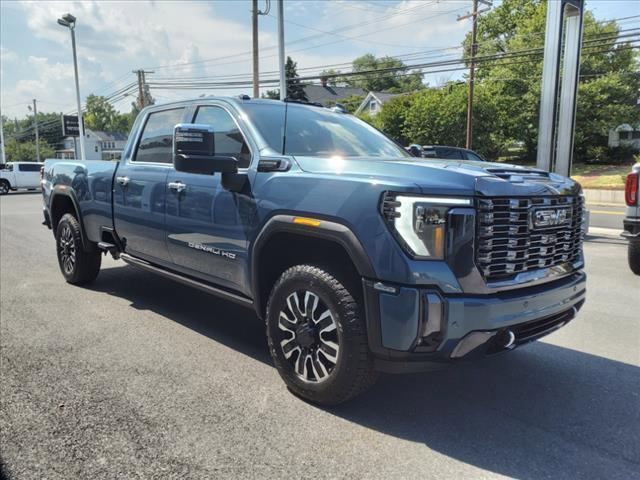 new 2024 GMC Sierra 3500 car, priced at $100,100