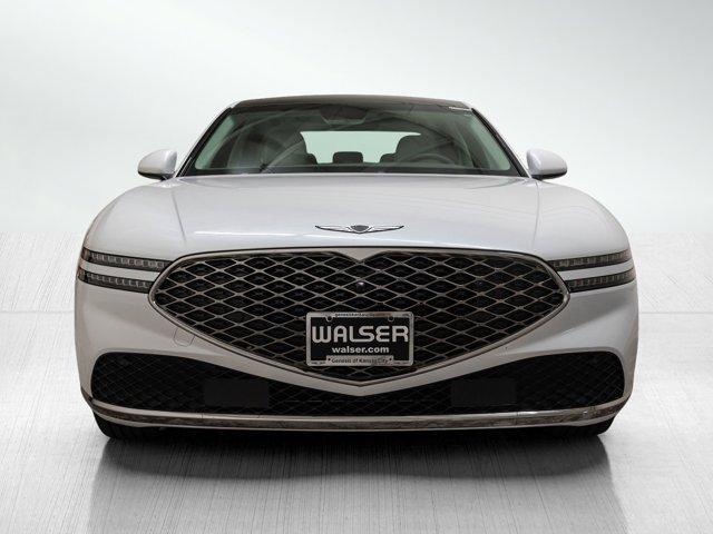 new 2025 Genesis G90 car
