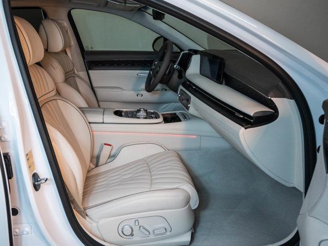 new 2025 Genesis G90 car