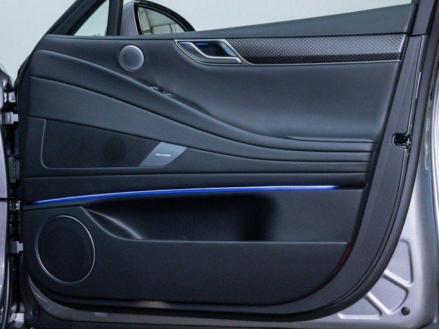 new 2025 Genesis G80 car, priced at $70,498