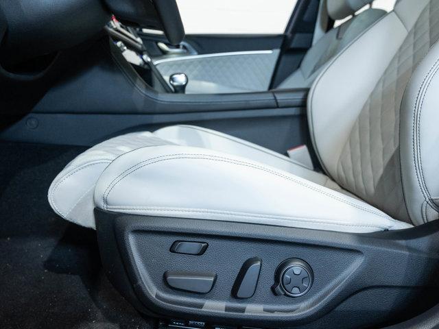 new 2025 Genesis G70 car, priced at $55,498