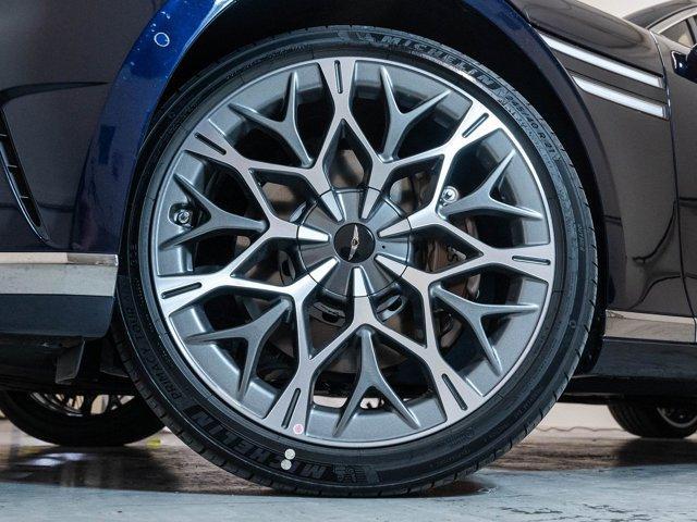 new 2025 Genesis G90 car, priced at $97,305