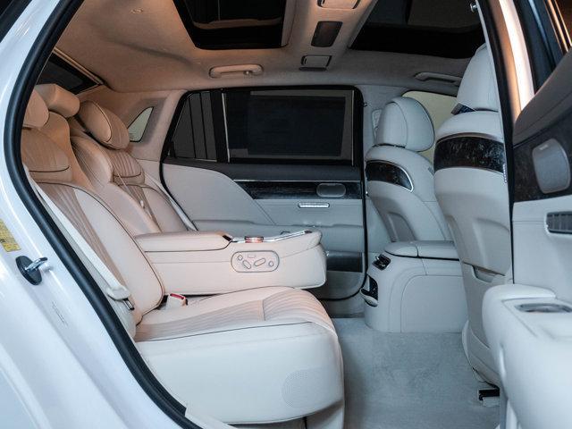 new 2025 Genesis G90 car, priced at $96,305