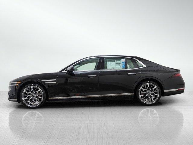 new 2025 Genesis G90 car, priced at $89,721