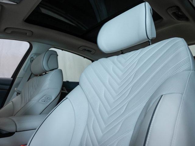 new 2025 Genesis G80 car, priced at $71,600